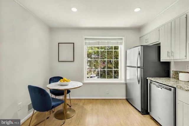 8 SANGAMORE CT, Bethesda, MD 20816