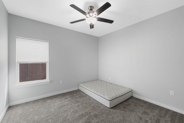 502 David Davis Drive, Mcgregor, TX 76657