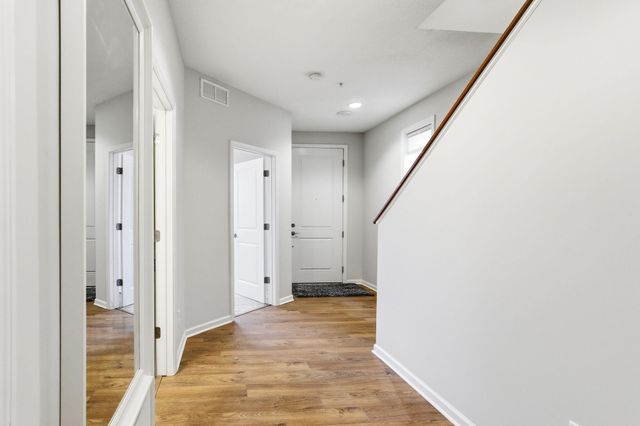 11289 81st Way N, Maple Grove, MN 55369