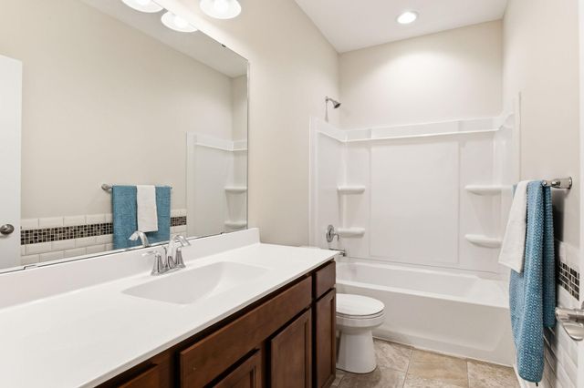 11289 81st Way N, Maple Grove, MN 55369