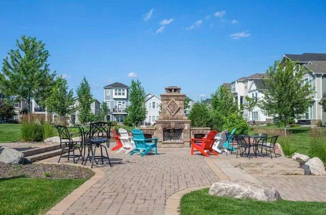 11289 81st Way N, Maple Grove, MN 55369