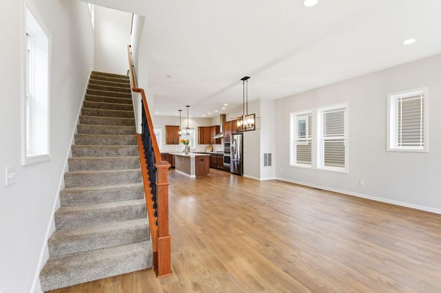 11289 81st Way N, Maple Grove, MN 55369