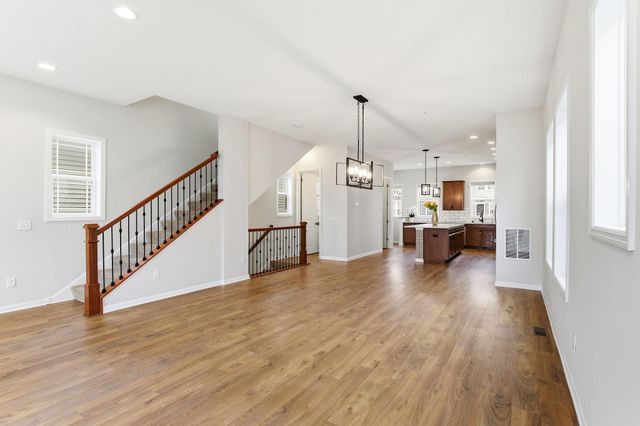 11289 81st Way N, Maple Grove, MN 55369