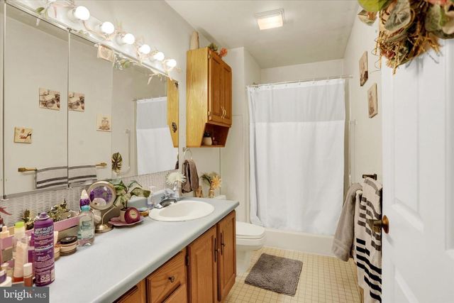 3 ABBEY COURT, Carlisle, PA 17015