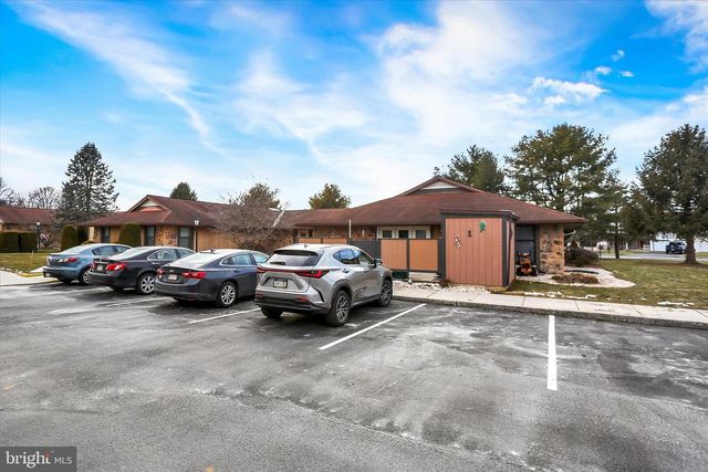 3 ABBEY COURT, Carlisle, PA 17015