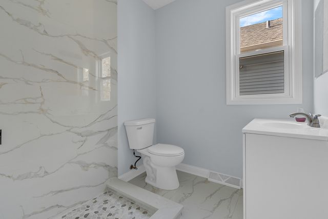 15313 Marshfield Avenue, Harvey, IL 60426