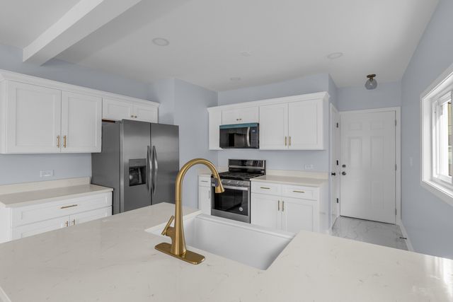 15313 Marshfield Avenue, Harvey, IL 60426