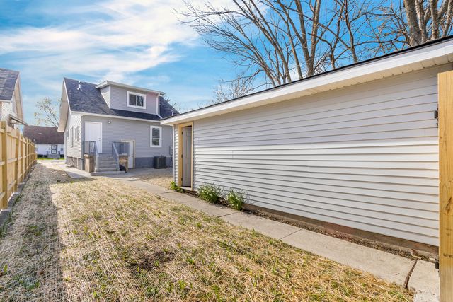 15313 Marshfield Avenue, Harvey, IL 60426