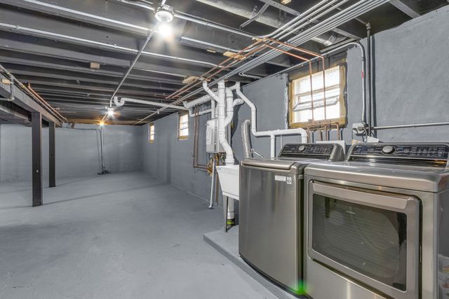 15313 Marshfield Avenue, Harvey, IL 60426