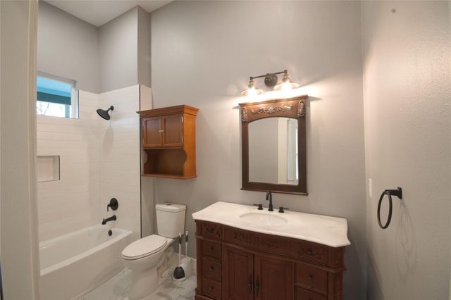 505 Winnie Street, Houston, TX 77009