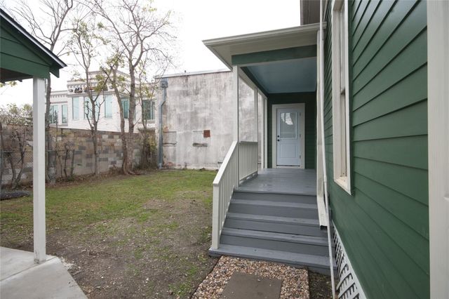 505 Winnie Street, Houston, TX 77009