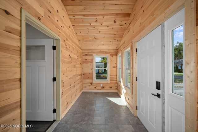 5768 Home Lane, Toledo, OH 43623