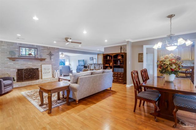 3211 Dunaway Ln, Pensacola, FL 32526