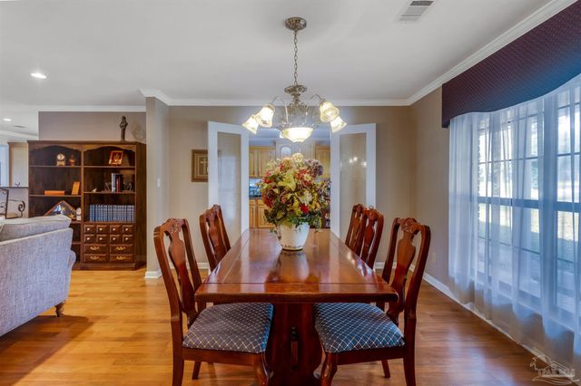 3211 Dunaway Ln, Pensacola, FL 32526