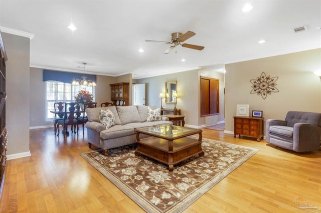 3211 Dunaway Ln, Pensacola, FL 32526