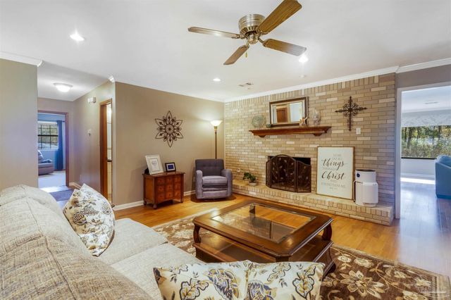 3211 Dunaway Ln, Pensacola, FL 32526