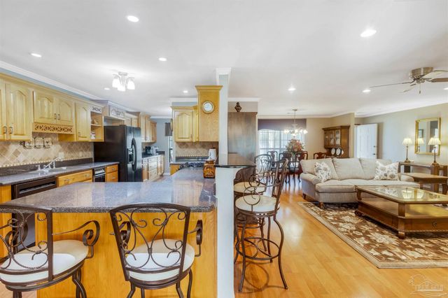 3211 Dunaway Ln, Pensacola, FL 32526