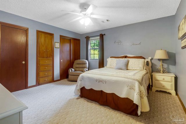 3211 Dunaway Ln, Pensacola, FL 32526