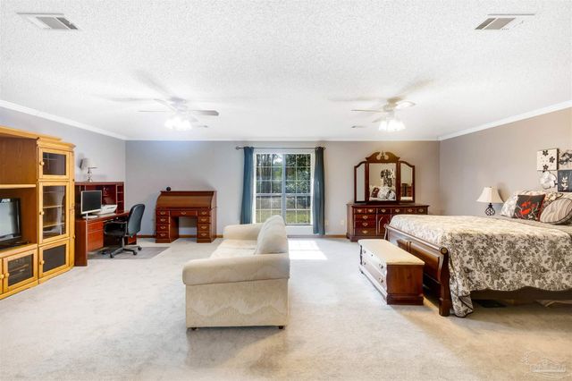 3211 Dunaway Ln, Pensacola, FL 32526