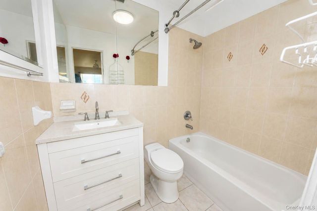 1090 Hancock Street, Brooklyn, NY 11221