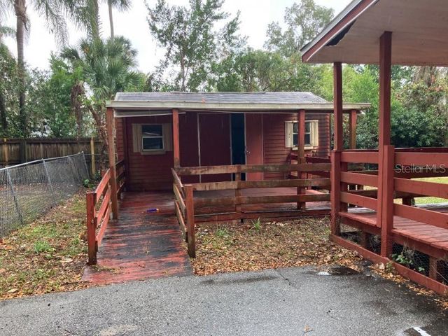 528 E CHURCH STREET, Deland, FL 32724