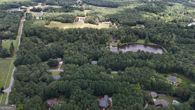 105 Arlington Trace, Fayetteville, GA 30215