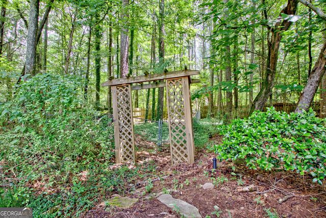 105 Arlington Trace, Fayetteville, GA 30215