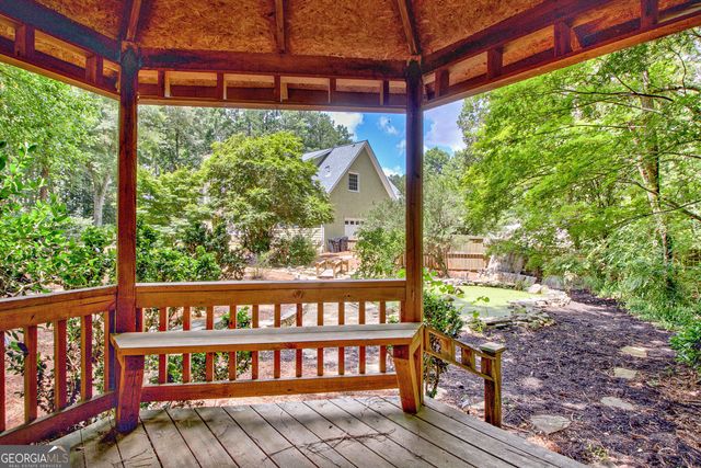 105 Arlington Trace, Fayetteville, GA 30215