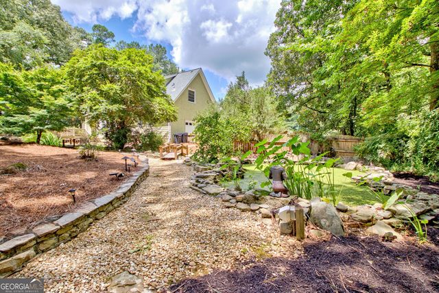105 Arlington Trace, Fayetteville, GA 30215