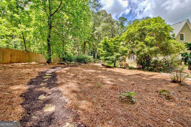 105 Arlington Trace, Fayetteville, GA 30215