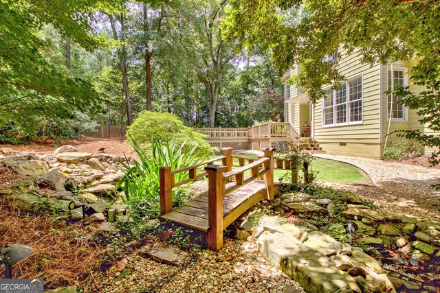 105 Arlington Trace, Fayetteville, GA 30215