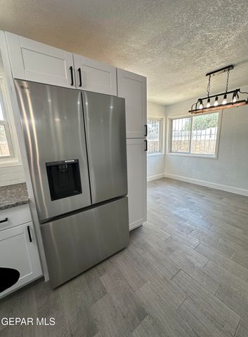 5216 KODIAK Avenue, El Paso, TX 79924