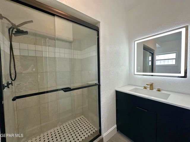 5216 KODIAK Avenue, El Paso, TX 79924