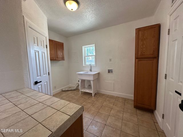 5216 KODIAK Avenue, El Paso, TX 79924