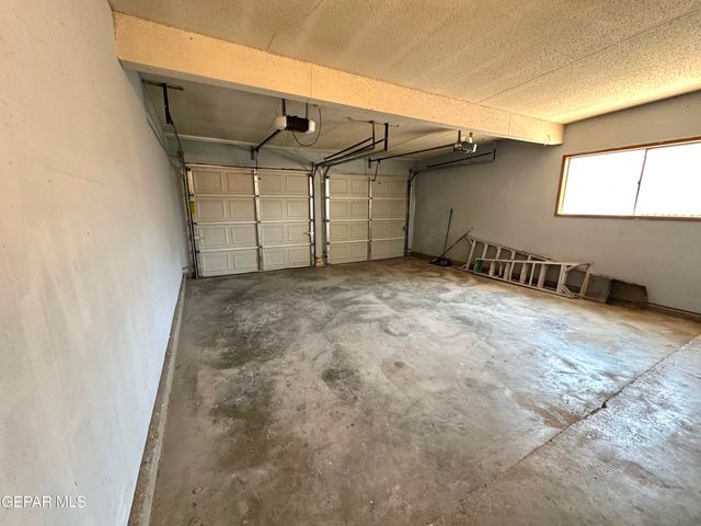 5216 KODIAK Avenue, El Paso, TX 79924