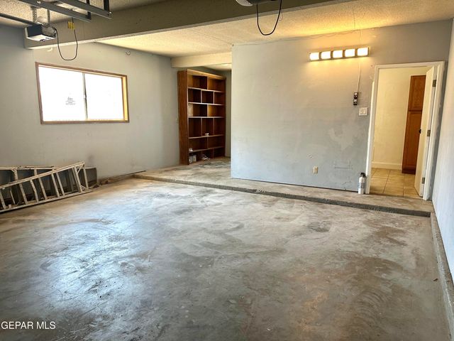 5216 KODIAK Avenue, El Paso, TX 79924