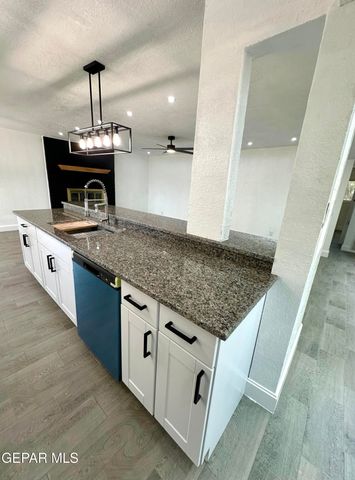 5216 KODIAK Avenue, El Paso, TX 79924