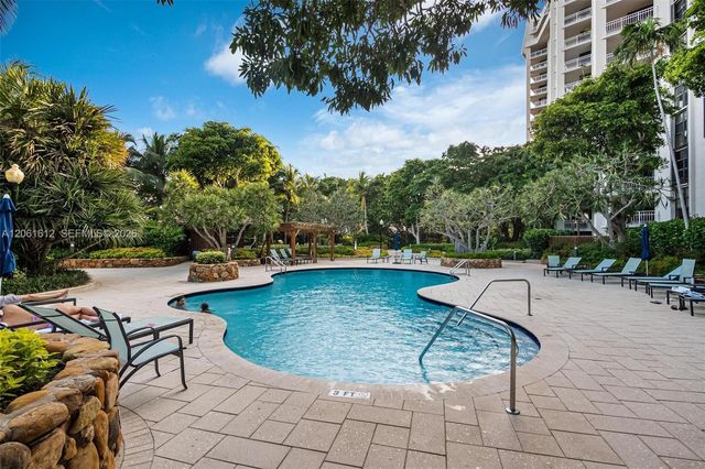 2000 Towerside Terrace 1510, Miami, FL 33138