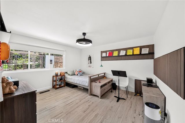 619 Lakeside, Fullerton, CA 92835