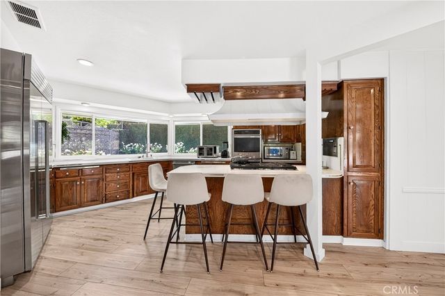 619 Lakeside, Fullerton, CA 92835