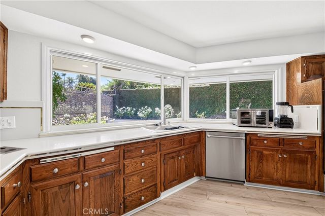 619 Lakeside, Fullerton, CA 92835