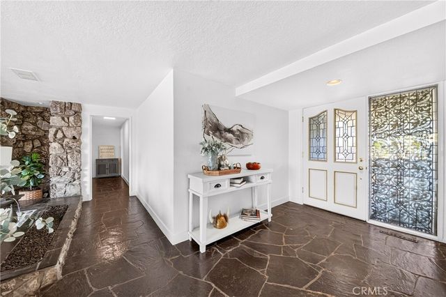 619 Lakeside, Fullerton, CA 92835