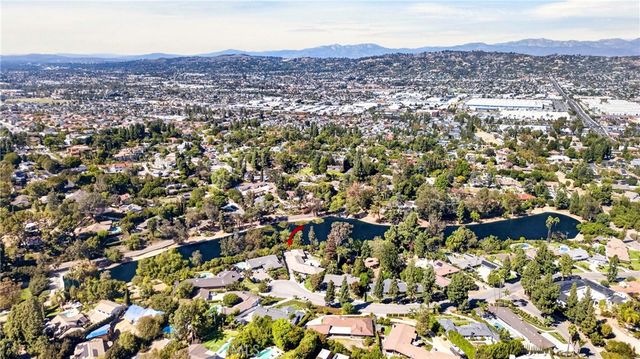 619 Lakeside, Fullerton, CA 92835