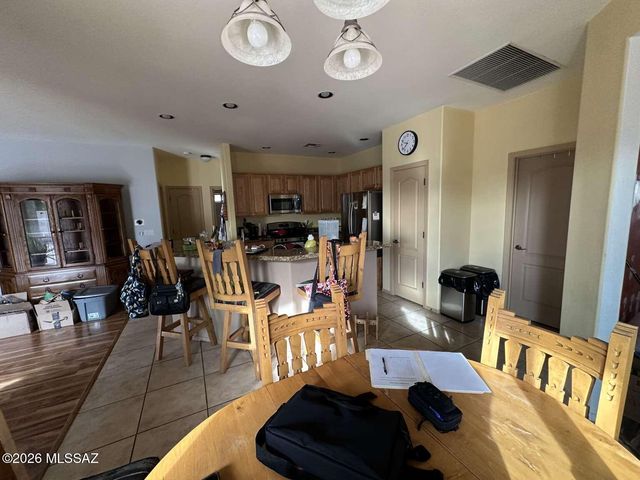 5225 W Wild Burro Spring Drive, Marana, AZ 85658