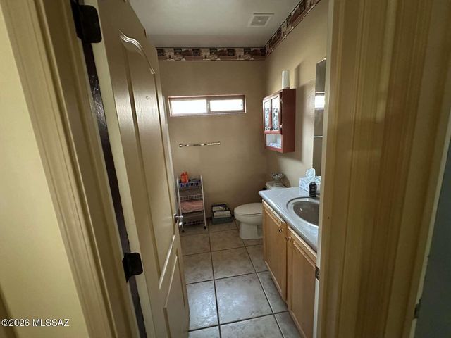 5225 W Wild Burro Spring Drive, Marana, AZ 85658