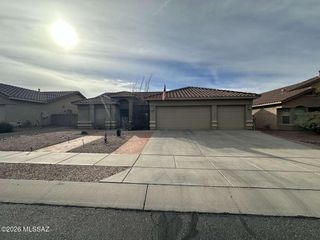 5225 W Wild Burro Spring Drive, Marana, AZ 85658