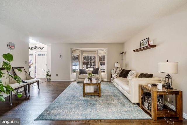 18 LOVELAND CT, East Windsor Twp, NJ 08512