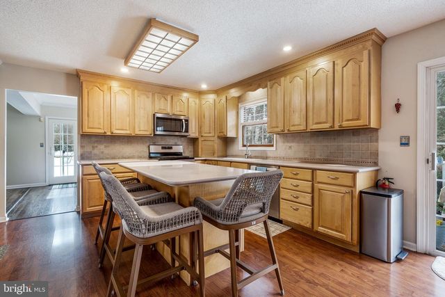 18 LOVELAND CT, East Windsor Twp, NJ 08512