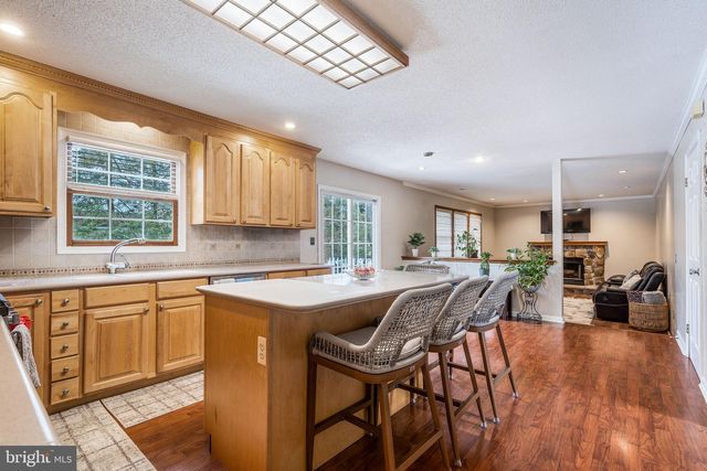 18 LOVELAND CT, East Windsor Twp, NJ 08512