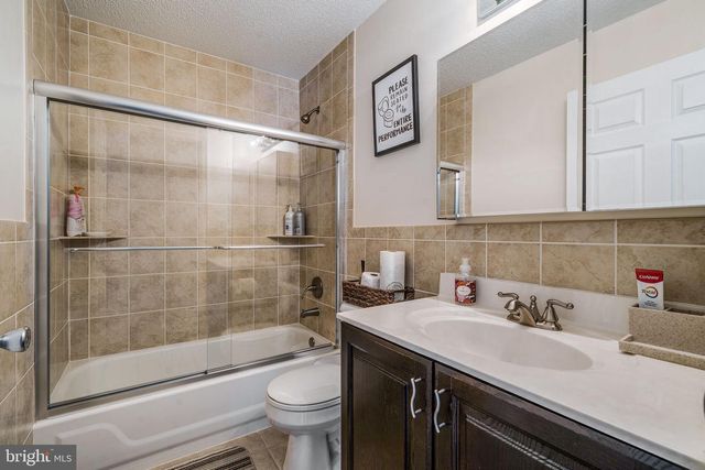 18 LOVELAND CT, East Windsor Twp, NJ 08512